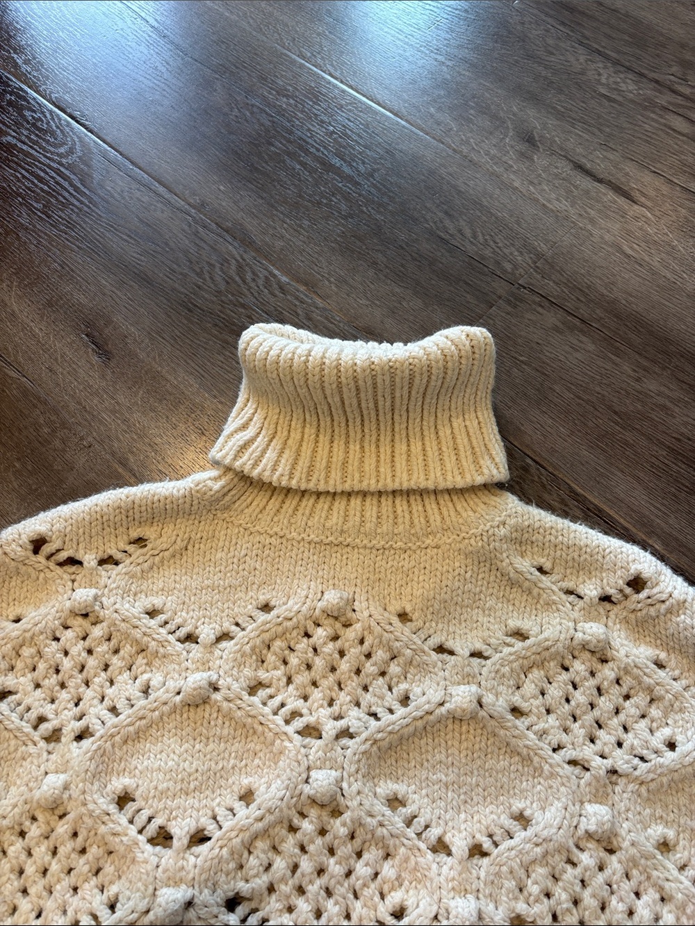 Zara Cream Open-Knit Cropped Turtleneck Sweater - Picture 4 of 7